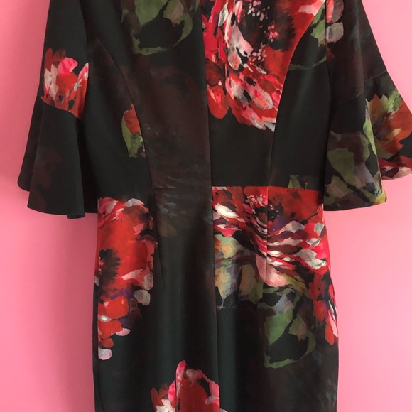 Tarina Turk Floral Dress – Elegant & Classy | Size 6 | New - Picture 5 of 7